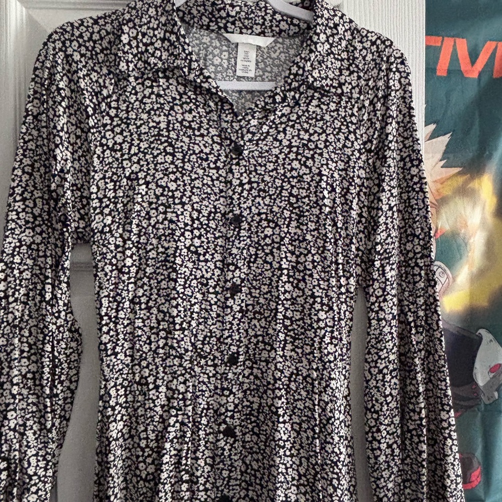 Floral mini-dress with belt tie